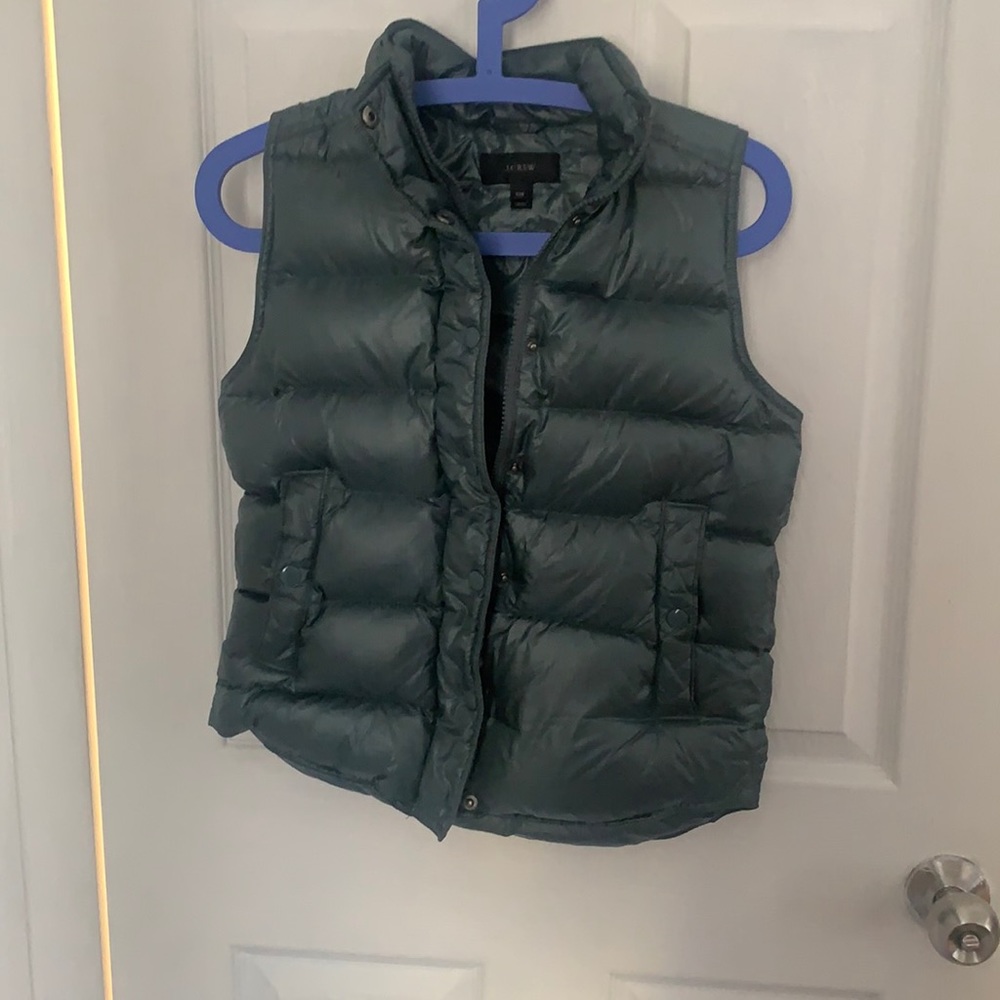 J Crew puffer vest ( size XXS )